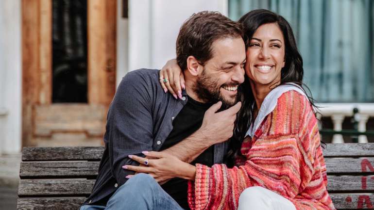 António Zambujo e Ana Moura, que lançaram recentemente um projeto de música e restauração juntos, são dois dos 78 artistas que vão transmitir mini-concertos a partir das suas casas