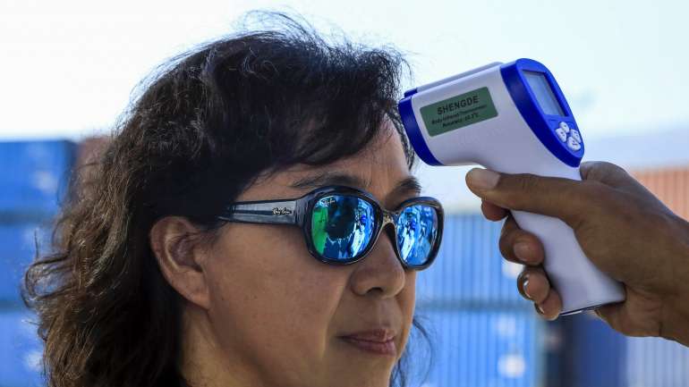 Em diversos países asiáticos estão a ser implementadas novamente medidas de isolamento social para conter uma nova vaga do surto