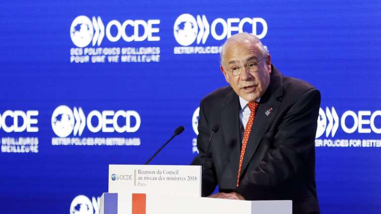 "Agora parece que já avançámos muito mais do que o cenário mais severo que foi previsto então", assumiu o secretário-geral da OCDE, Ángel Gurría.