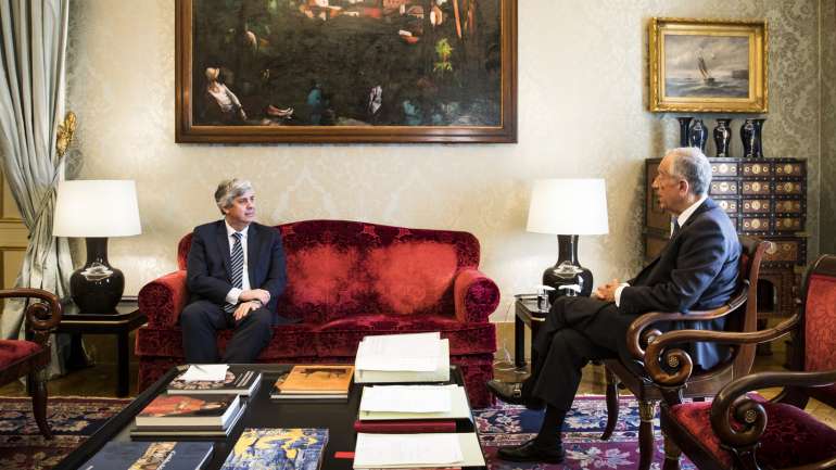 Em cima da mesa, entre Marcelo e Centeno, estava o Orçamento para 2020.