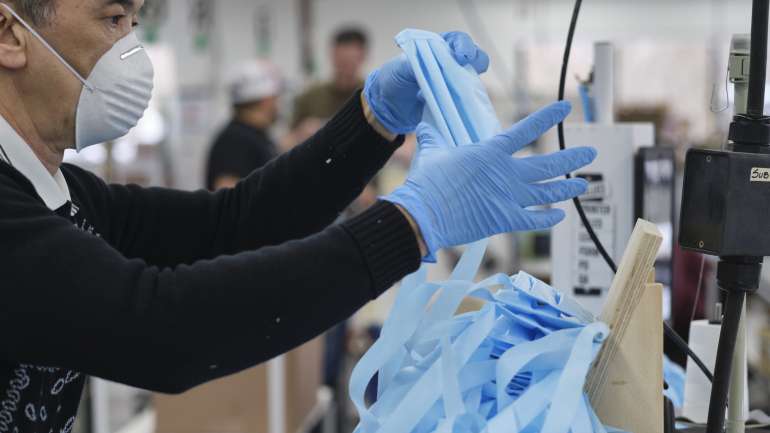 Segundo o comunicado, a EDP e a Fundação EDP entregam ainda 50 ventiladores e 200 apoios médicos aos hospitais do SNS