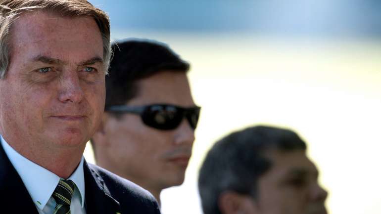 O Presidente do Brasil indicou que a sua preocupação, neste momento de pandemia, recai sobre os “vendedores ambulantes”, “camionistas”, “empregadas de limpeza”O Presidente do Brasil indicou que a sua preocupação, neste momento de pandemia, recai sobre os “vendedores ambulantes”, “camionistas” e “empregadas de limpeza”