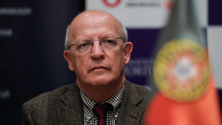O ministro dos Negócios Estrangeiros garantiu que ligou pessoalmente à embaixadora ucraniana em Portugal na sequência do assassinado do cidadão ucraniano