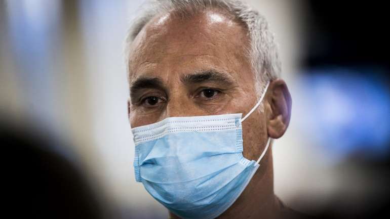 Em apenas 48 horas, 18.306 enfermeiros responderam ao formulário da Ordem dos Enfermeiros, o que corresponde a cerca de 40% do número de enfermeiros que trabalham no Serviço Nacional de Saúde