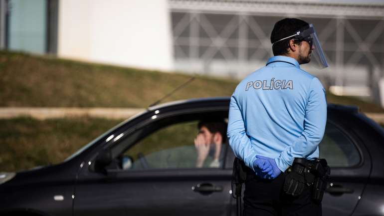 Já 108 pessoas foram detidas pelas forças de segurança pelo crime de desobediência