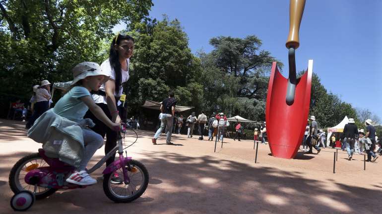 O BE acusa a Fundação de Serralves de descartar trabalhadores a recibos verdes, não pagar cancelamentos e recusar o teletrabalho