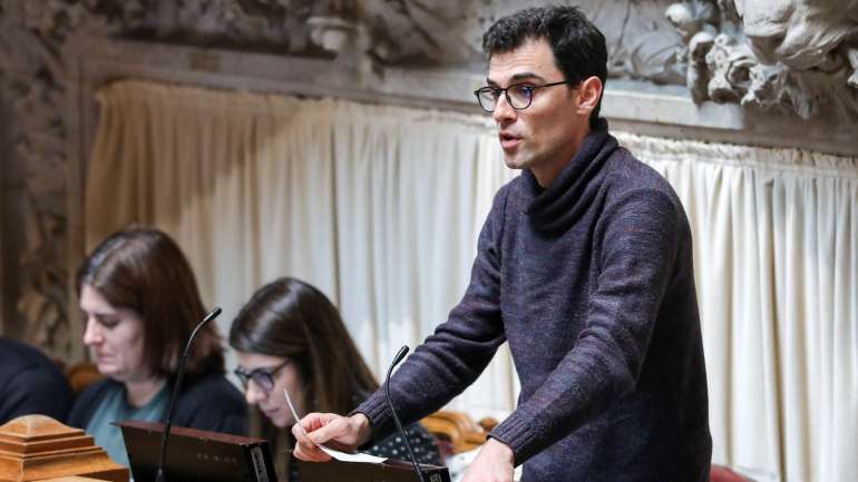 O deputado e membro da direção do partido escreveu um artigo a dar conta das medidas defendidas pelo BE para a comunicação social afetada pela atual crise.