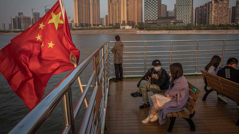 Foram anunciadas 1.290 mortes por Covid-19 no epicentro da epidemia na China, o que equivale a um aumento de 50% face aos dados anteriores