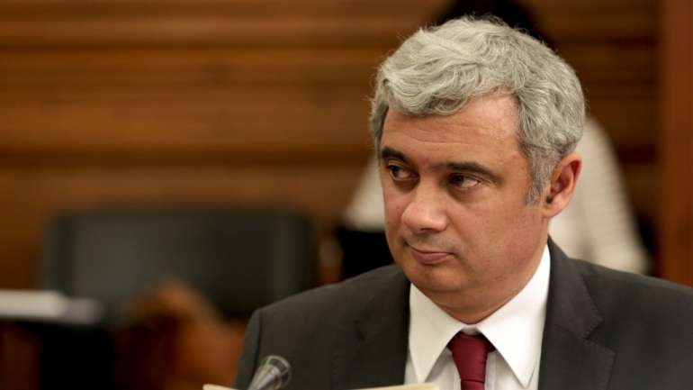 Segundo Pedro Silva Pereira, em declarações aos jornalistas, as “recovery bonds” são “uma resposta à crise, mas enquadrada por um plano europeu de recuperação económica”