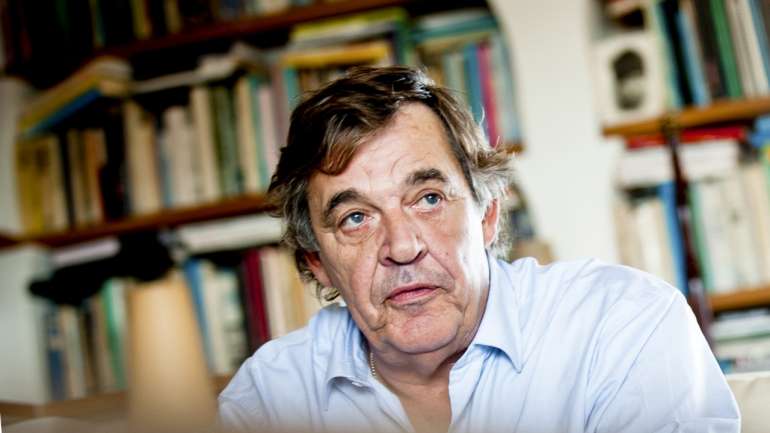 Miguel Sousa Tavares pede para se "premiar o mérito e desproteger a preguiça e a batota"