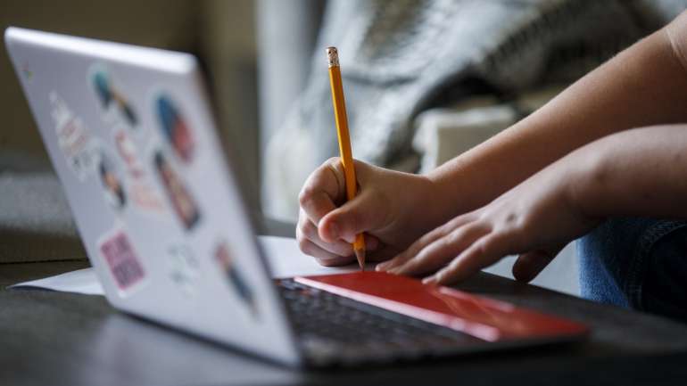 Em comunicado, a PJ revela ainda que o hacker não era aluno de nenhum dos professores que viram as suas aulas ser invadidas