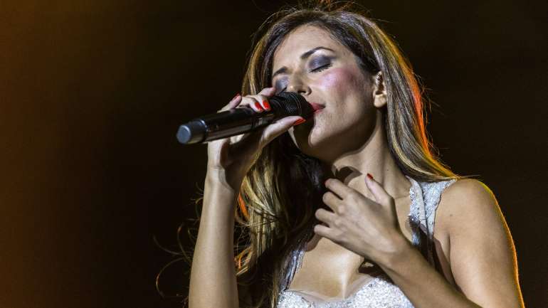 Ana Moura é uma dos mais de 20 artistas que vão assegurar performances em direto esta terça-feira