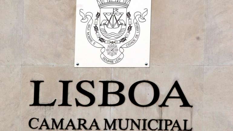 O sistema fica articulado automaticamente com outras entidades públicas que têm de emitir pareceres sobre os projetos, como, por exemplo, a Direção-Geral do Património Cultural