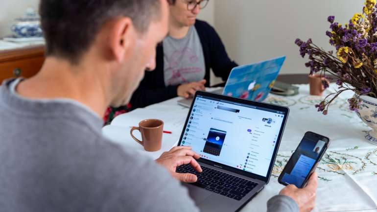 Ataques de software malicioso, roubo de identidade, acesso indevido a contas nas redes sociais ou email e burla estão entre as principais preocupações apontadas