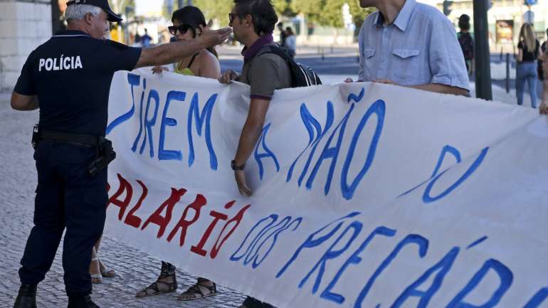 Segundo a Segurança Social, o valor do apoio é justificado com a data da entrada em vigor do diploma que o regula, que cobre o período de 12 a 31 de março
