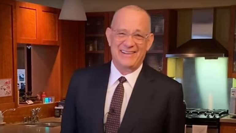 Tom Hanks e a mulher foram dois dos primeiros casos positivos com Covid-19 de celebridades no início da pandemia.