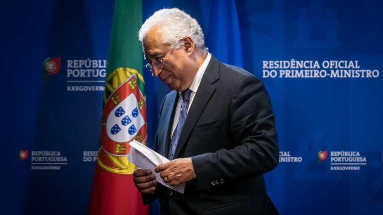 no próximo Conselho de Ministros, de 30 de abril, serão decididas as normas de desconfinamento para os setores de atividade e que entrarão em vigor de 15 em 15 dias.