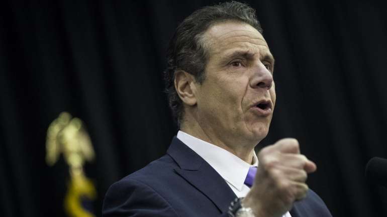 Cuomo admite reabertura de empresas da área da construção e indústria após 15 de maio
