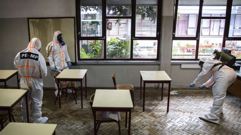 Quase 1,3 mil milhões de estudantes foram afetados pelo encerramento de escolas em todo o mundo