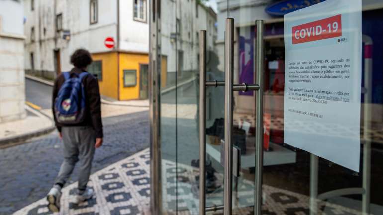 Segunda-feira, entra em vigor o estado de calamidade, decretado pelas autoridades depois do final do estado de emergência (mais gravoso)