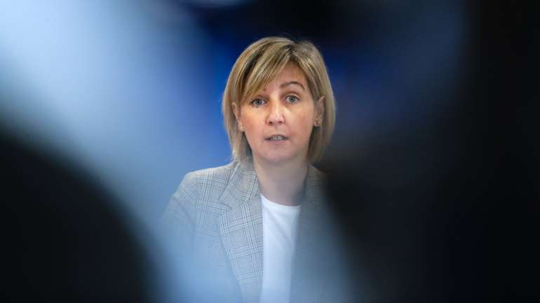 "Desde que sejam respeitadas as regras sanitárias, isso é uma possibilidade", respondeu a ministra sobre a possibilidade de haver peregrinação do 13 de Maio