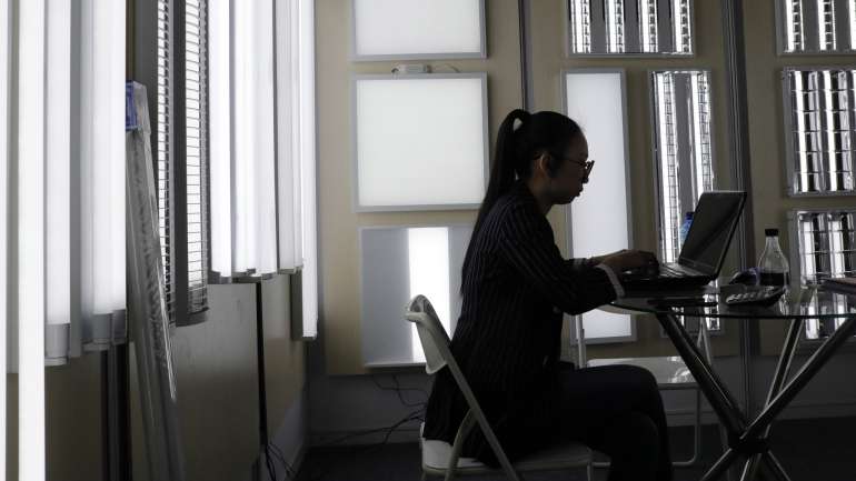 A percentagem de empresas com pessoal em teletrabalho é crescente com a dimensão das empresas, atingindo 93% naquelas maiores e não ultrapassando 30% nas microempresas, sinalizam