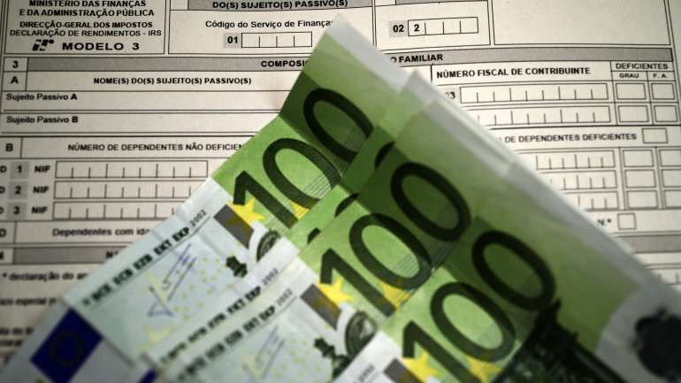 Deste montante total, foram pagos 74,9 milhões de euros a 5.059 entidades