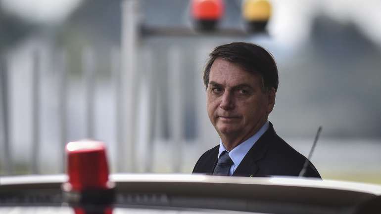 O "impeachment" é um processo político e criminal instaurado por denúncia no Congresso para que se apure a responsabilidade de Presidente da República ou de qualquer outra figura com responsabilidades por grave delito ou má conduta no exercício de suas funções