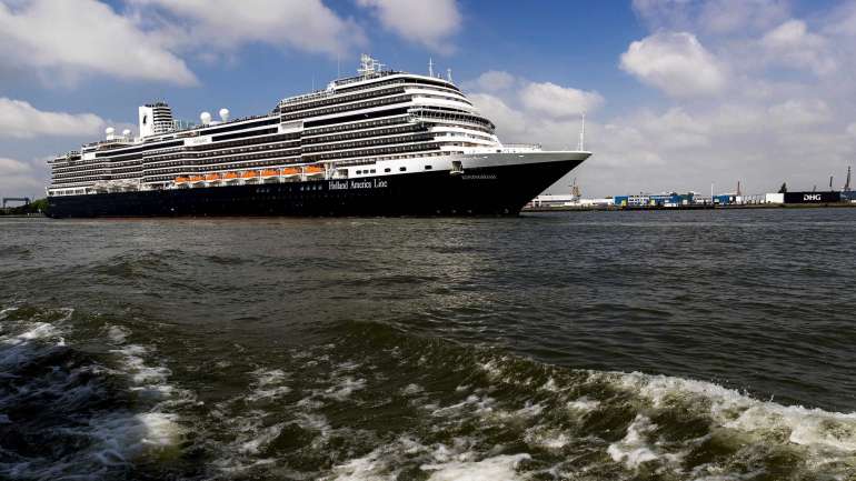 75 dias depois, ainda há portugueses retidos em navios impedidos de sair pelas normas sanitárias e de segurança em vigor naqueles países