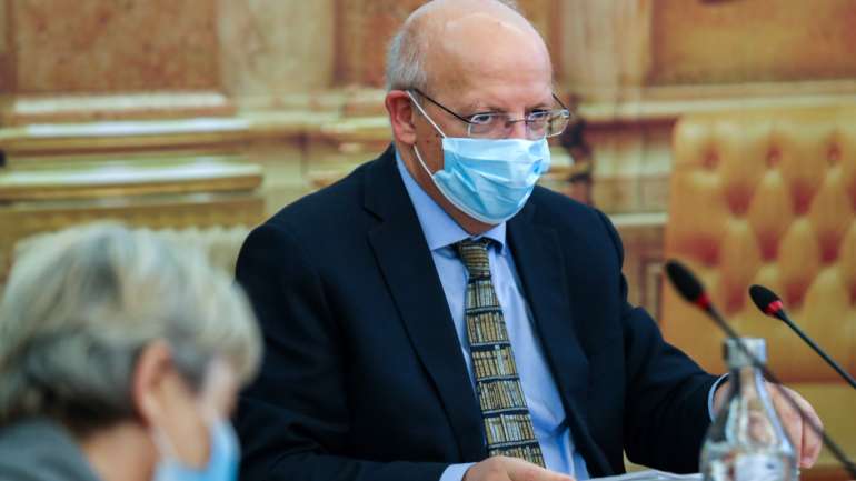 "Só poderá haver uma verdadeira retoma do turismo se as pessoas sentirem confiança", disse Augusto Santos Silva