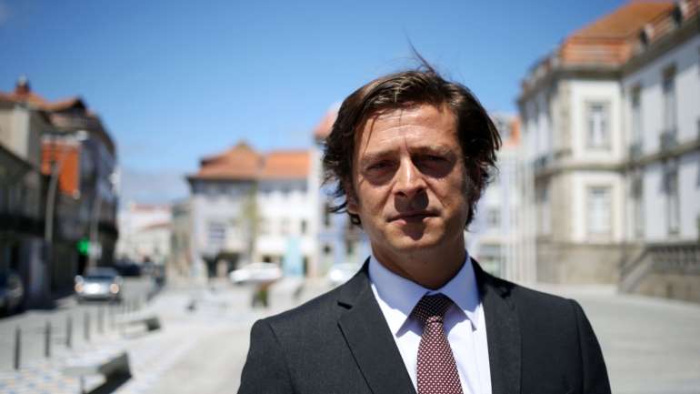 O presidente da Câmara Municipal esteve esta segunda-feira no programa apresentado por Cristina Ferreira, na SIC, onde afirmou ainda que a "união política" foi determinante no combate à Covid-19