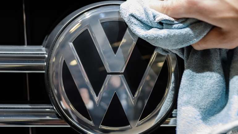 A Volkswagen vai agora "propor" soluções amigáveis para resolver "uma grande parte dos 60 mil processos individuais em curso"