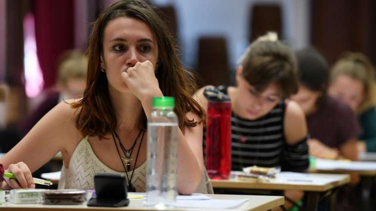Os reitores dizem que o ensino à distância não deve ser afastado, mas para isso é preciso investir em "tecnologia de suporte"