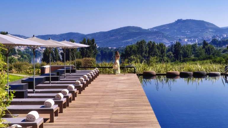 O Six Senses Douro Valley está situado na margem sul do rio