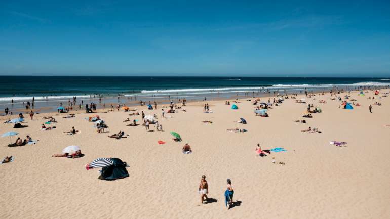Há praias que podem ter cerca de 13 mil pessoas, outras só 30