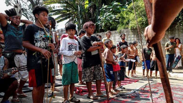 A aldeia está nesta segunda-feira sujeita a um cerco sanitário