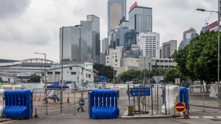Em Hong Kong, o governo já tinha estendido as restrições até 4 de junho, quarta-feira, precisamente quando é assinalada a data, proibindo a concentração de pessoas