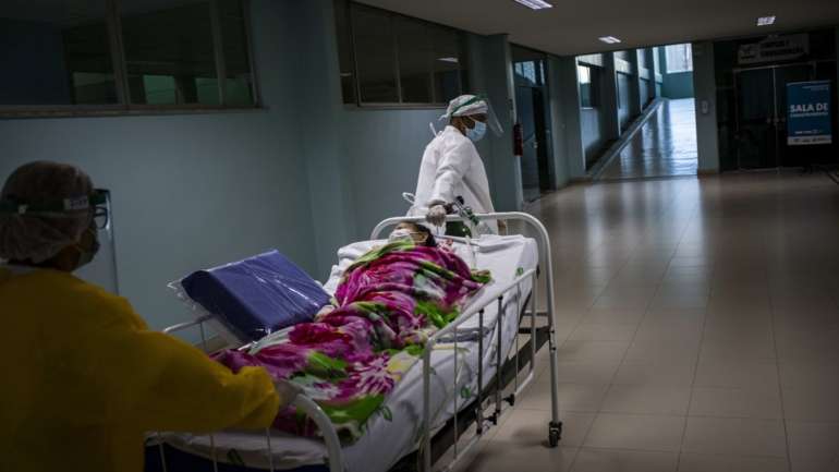 Nas últimas 24 horas, 4.753 novas mortes e 120.242 novos casos ocorreram em todo o mundo