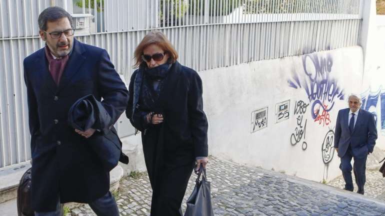 O CSM refere que o cálculo do montante mensal da pensão a auferir pela juíza desembargadora é da responsabilidade da Caixa Geral de Aposentações e não do Conselho Superior da Magistratura