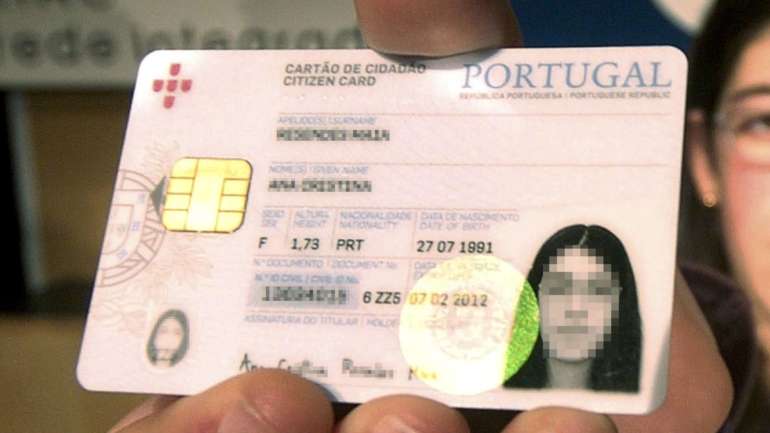 A renovação simplificada do cartão de cidadão por SMS estará disponível a partir de dia 6 de junho