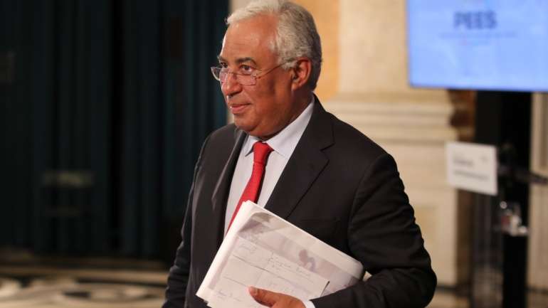 António Costa disse que vai falar nos próximos dias com o novo ministro sobre o sucessor de Carlos Costa. Decisão já estará tomada.