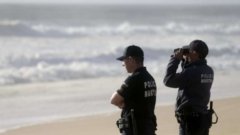 Os migrantes alegam ser marroquinos e dizem que saíram de Marrocos há três dias