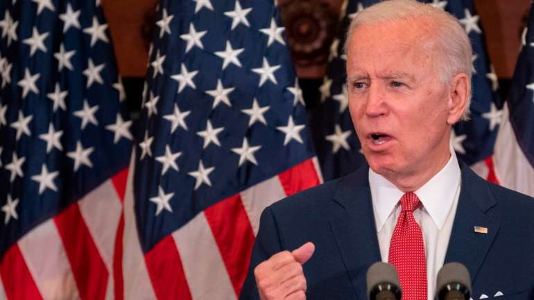 Sondagem revela que o candidato democrata à presidência dos Estados Unidos, Joe Biden, está na liderança, cada vez mais afastado do atual presidente, Donald Trump.