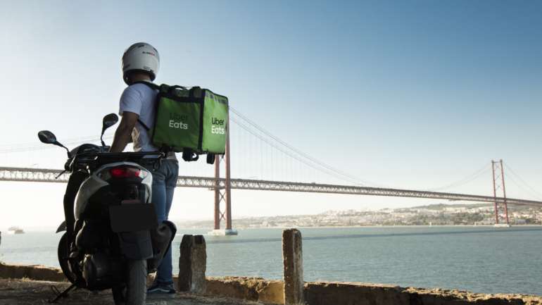 A Uber Eats chegou a Portugal em 2017. Atualmente, já há mais de quatro mil restaurante em Portugal na plataforma