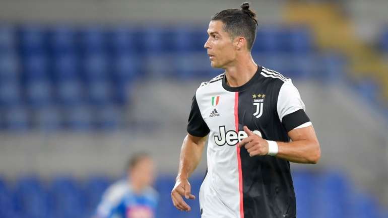 Ronaldo teve um jogo com poucas oportunidades, Juventus teve exibição fraca e Nápoles conquistou Taça de Itália em Roma