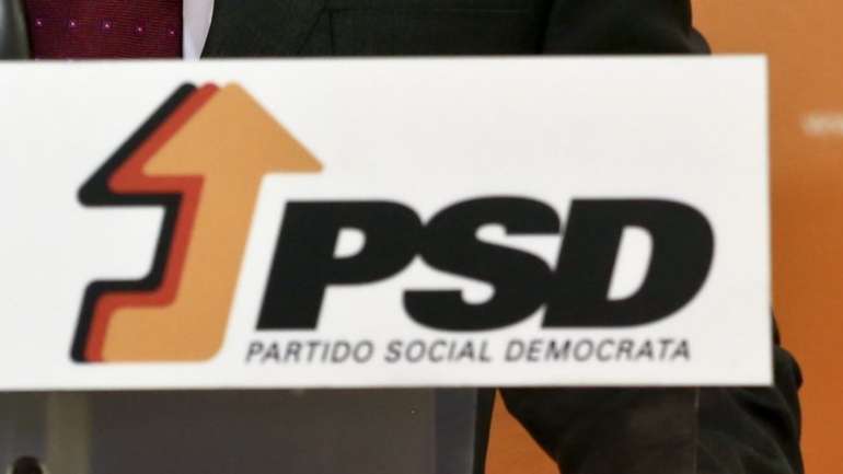 Em causa, está a "falta de confiança" para com o presidente, "tendo em conta a gestão que tem feito da autarquia", segundo explicam os vereadores