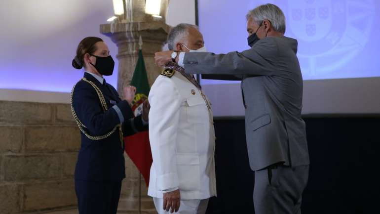 A cerimónia, adaptada às regras de distanciamento físico, decorreu na sala da cisterna do Forte de São Julião da Barra, em Oeiras, Lisboa