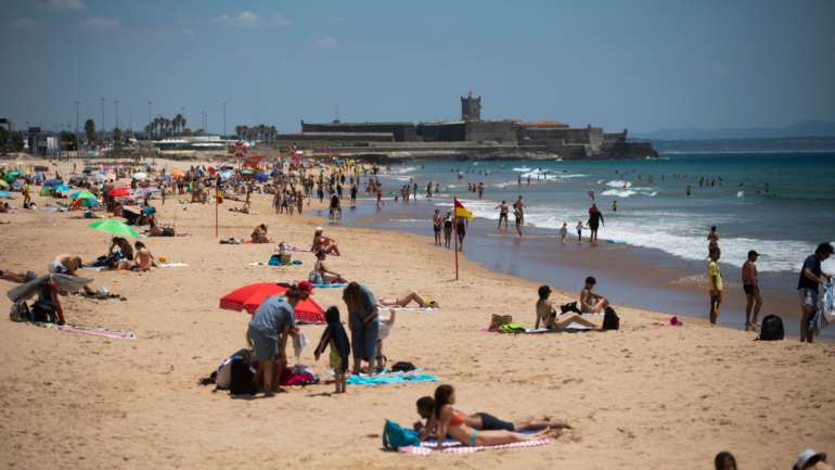 Apenas 22% dos portugueses acredita que a utilização das praias vai correr bem