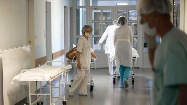 Ao todo já foram transferidas 15 pessoas, que o hospital garante que estão estáveis