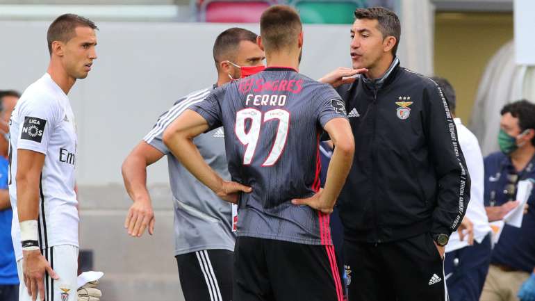 Bruno Lage trocou meia equipa para jogo com o Marítimo, entre opções, castigos e lesões, mas voltou a perder com um conjunto insular